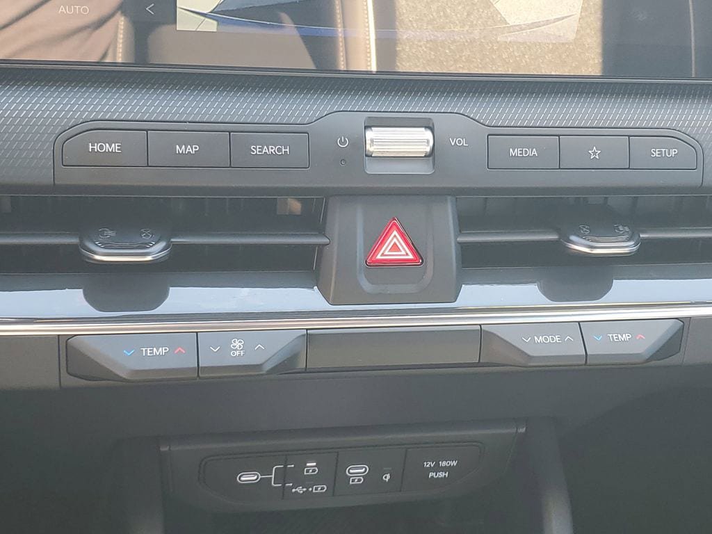 New 2025 Kia K4 GT-Line image 19