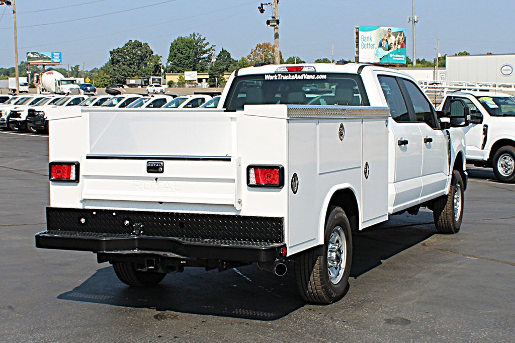 Used 2026 Ford F250 XL w/ XL Chrome Package AWD/4WD image 5