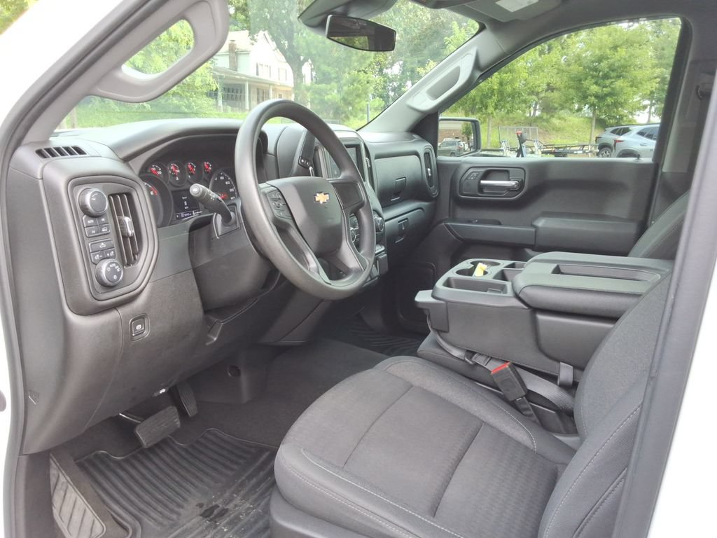 Certified 2024 Chevrolet Silverado 1500 Custom AWD/4WD image 22