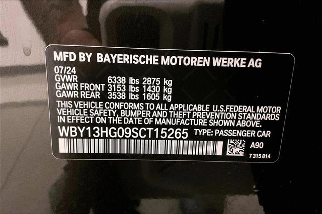 New 2025 BMW i5 xDrive40 w/ Premium Package image 32