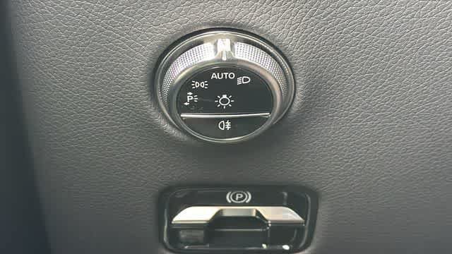 Certified 2026 Mercedes-Benz GLC 350e 4MATIC image 19