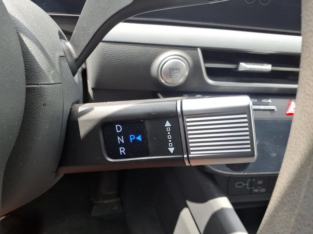 Used 2025 Hyundai Sonata SEL FWD image 19