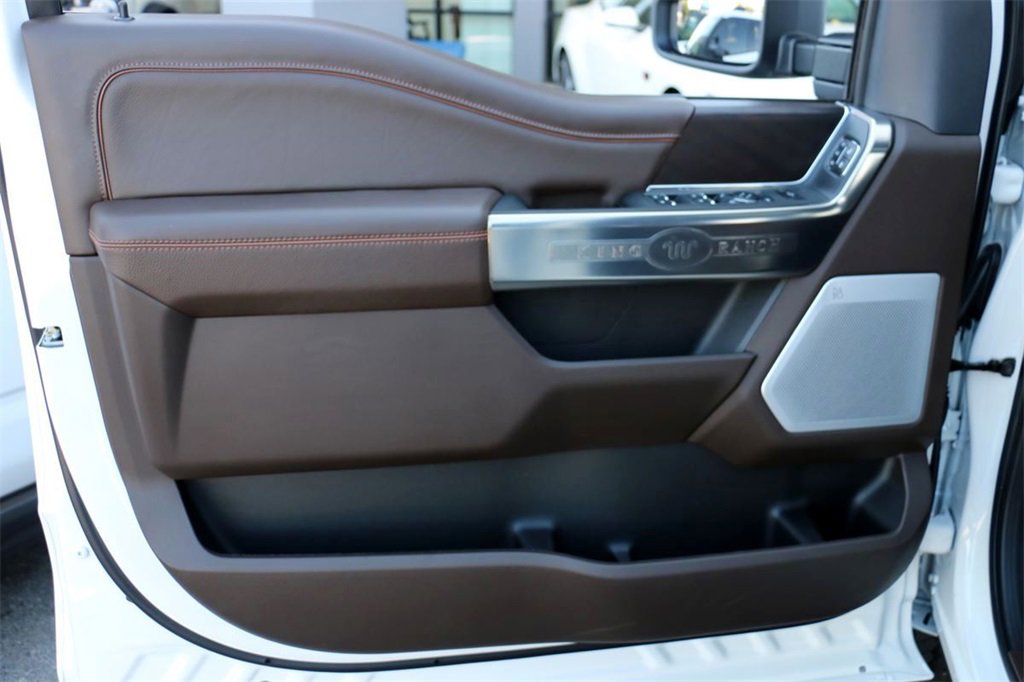 New 2026 Ford F350 King Ranch w/ FX4 Off-Road Package image 18