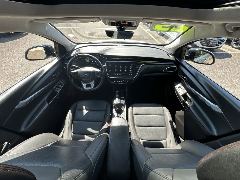 Used 2023 Chevrolet Bolt EUV Premier w/ Sun & Sound Package image 30