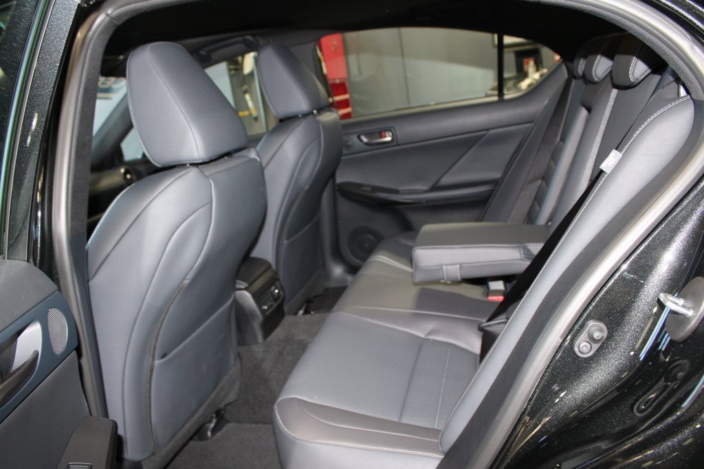 Used 2025 Lexus IS 350 F Sport image 20