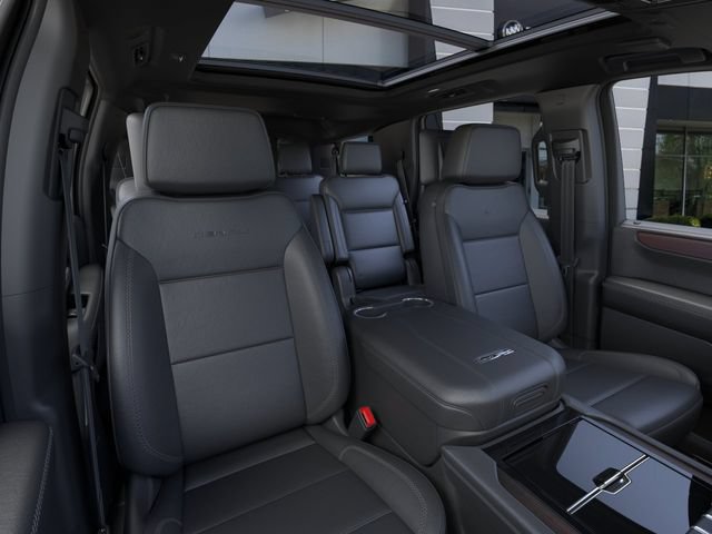New 2026 GMC Yukon Denali w/ Denali Reserve Package AWD/4WD image 16