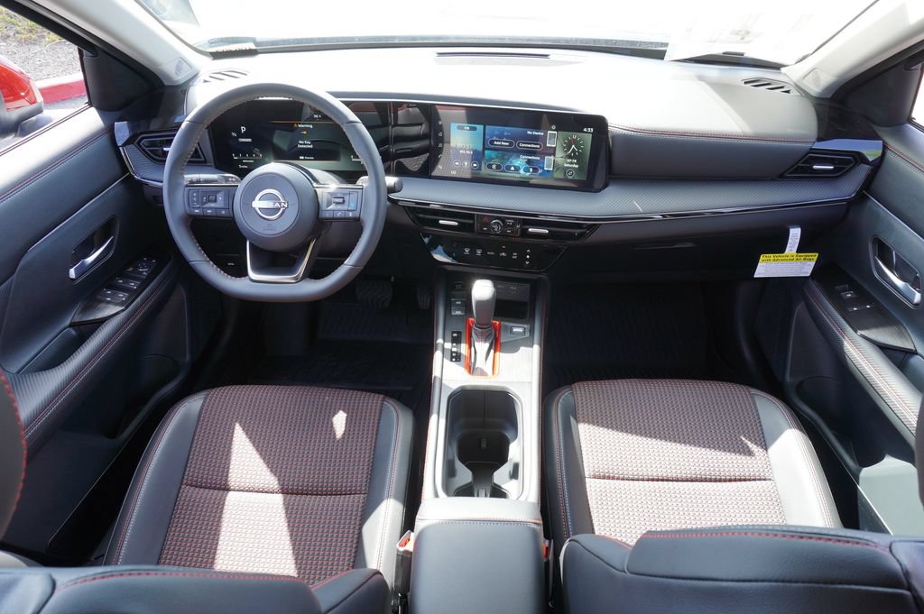 Certified 2025 Nissan Kicks SR w/ Illumination Package FWD image 11