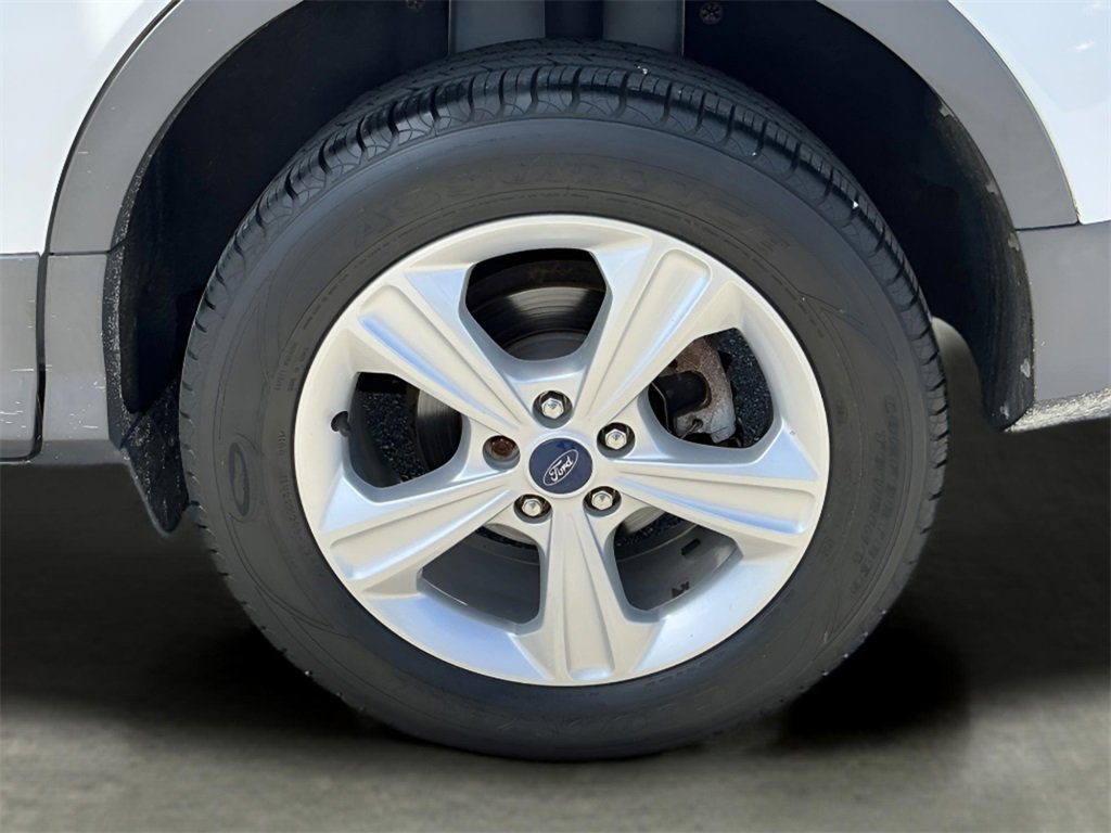 Used 2015 Ford Escape S image 17
