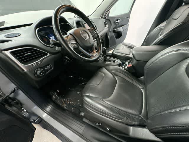 Used 2021 Jeep Cherokee Latitude Lux AWD/4WD image 16