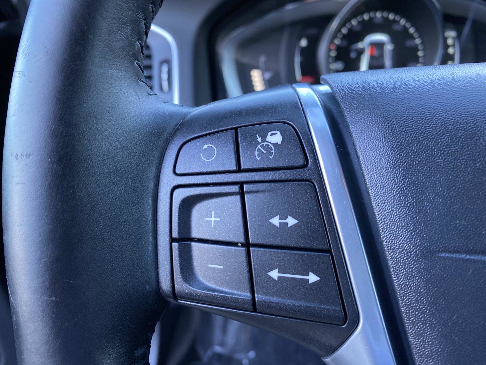 Used 2015 Volvo S60 T5 Platinum image 19