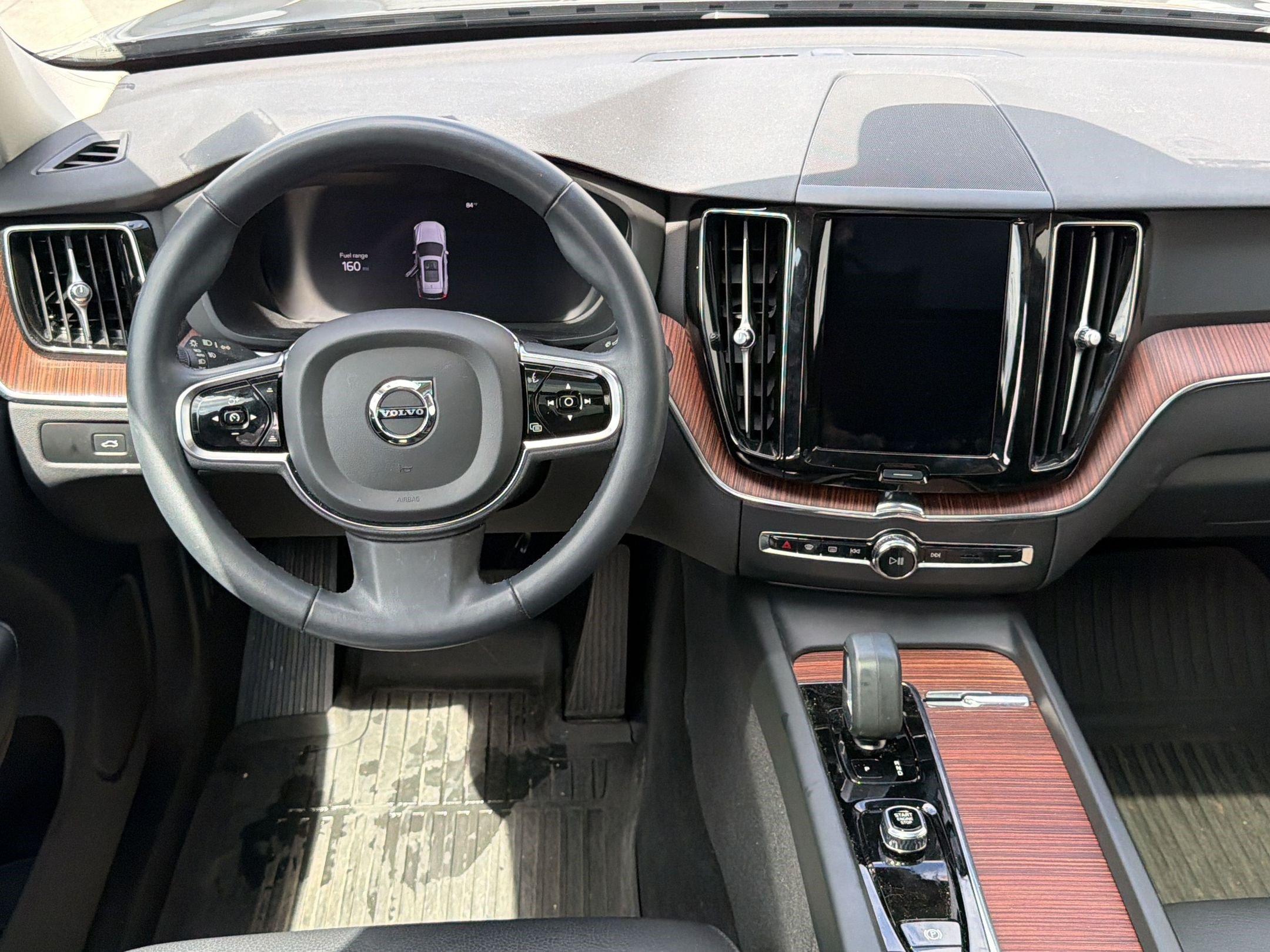Used 2024 Volvo XC60 B5 Plus w/ Protection Package Premier AWD/4WD image 28
