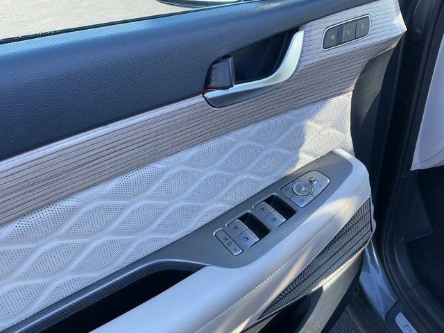 Certified 2022 Hyundai Palisade Calligraphy w/ Cargo Package image 10