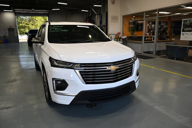 Used 2022 Chevrolet Traverse Premier w/ LPO, Floor Liner Package AWD/4WD image 3