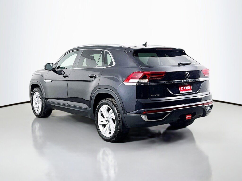 Used 2020 Volkswagen Atlas Cross Sport SEL image 3