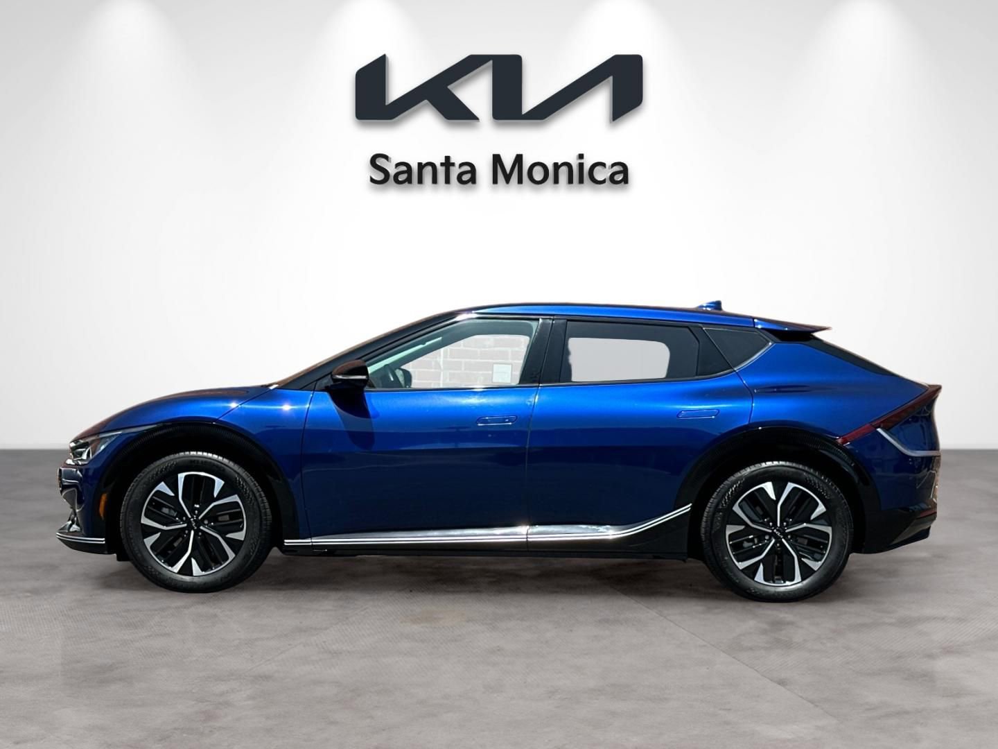 Certified 2024 Kia EV6 Wind RWD image 3