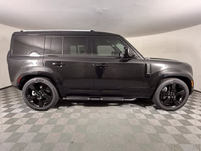 New 2026 Land Rover Defender 110 X-Dynamic SE AWD/4WD image 8