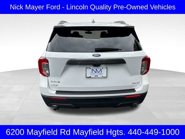 Used 2022 Ford Explorer XLT w/ Equipment Group 202A image 6