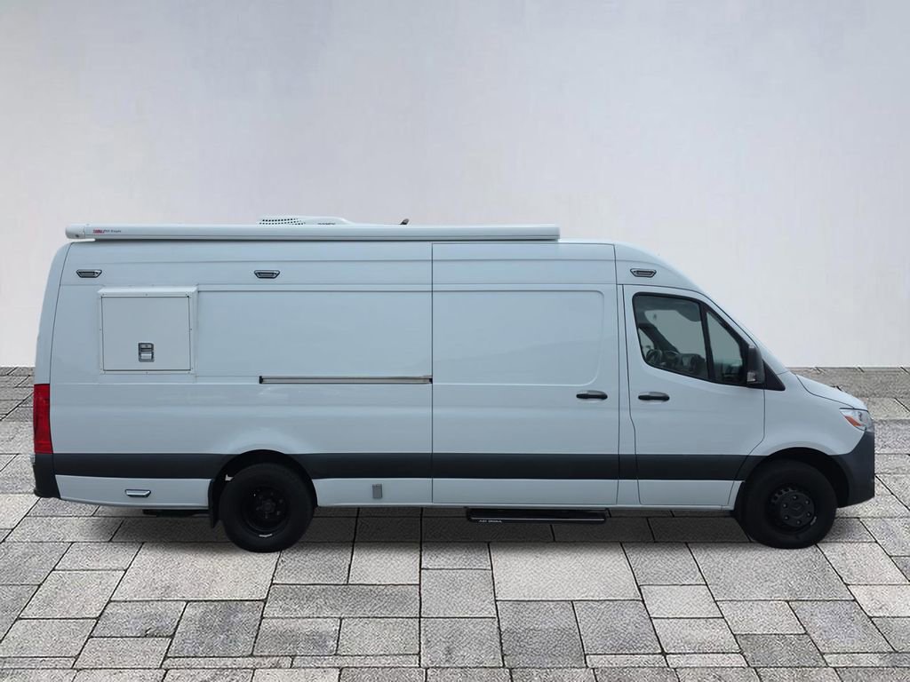 Used 2020 Mercedes-Benz Sprinter 3500 image 8