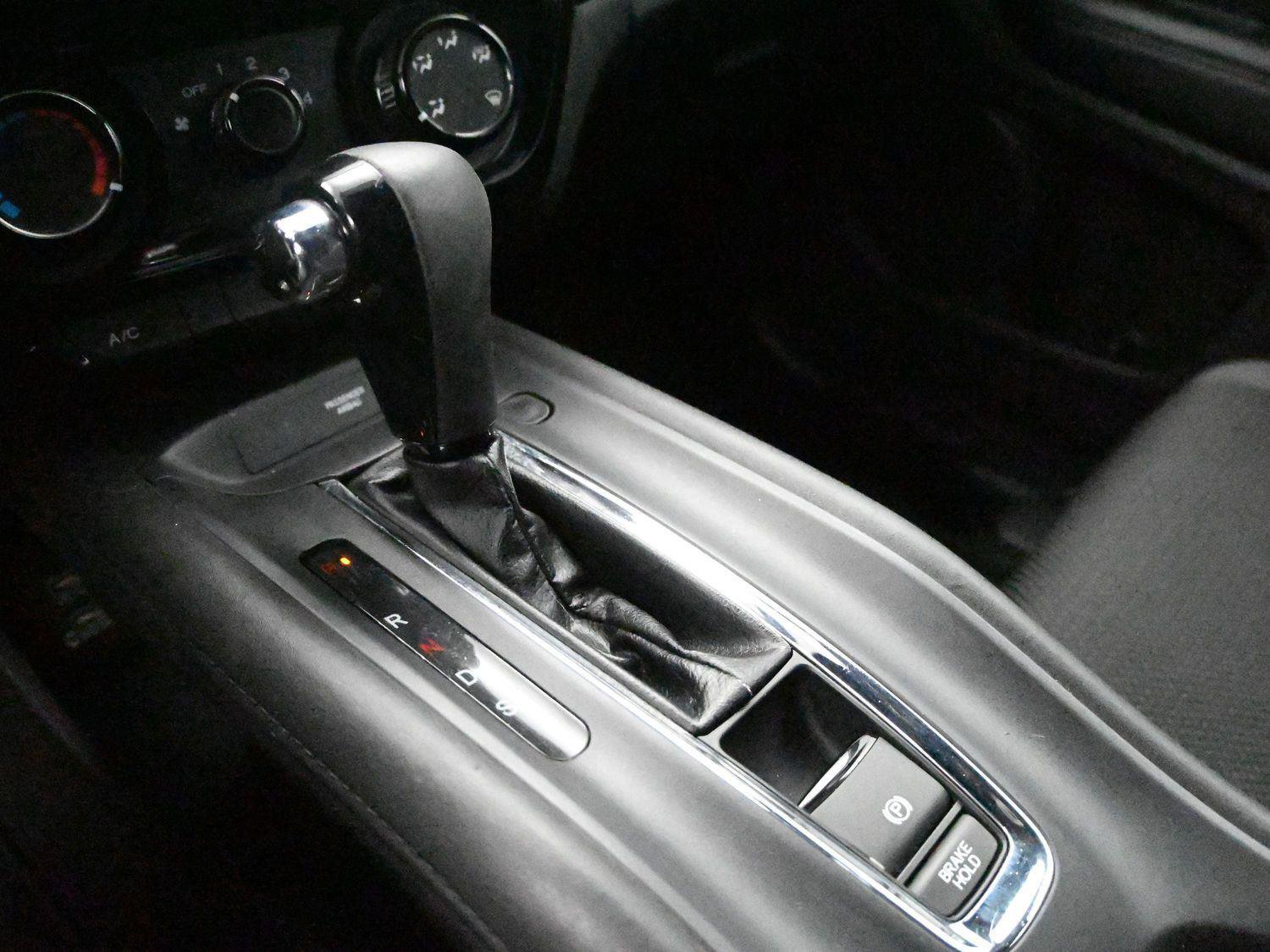 Used 2019 Honda HR-V Sport image 5