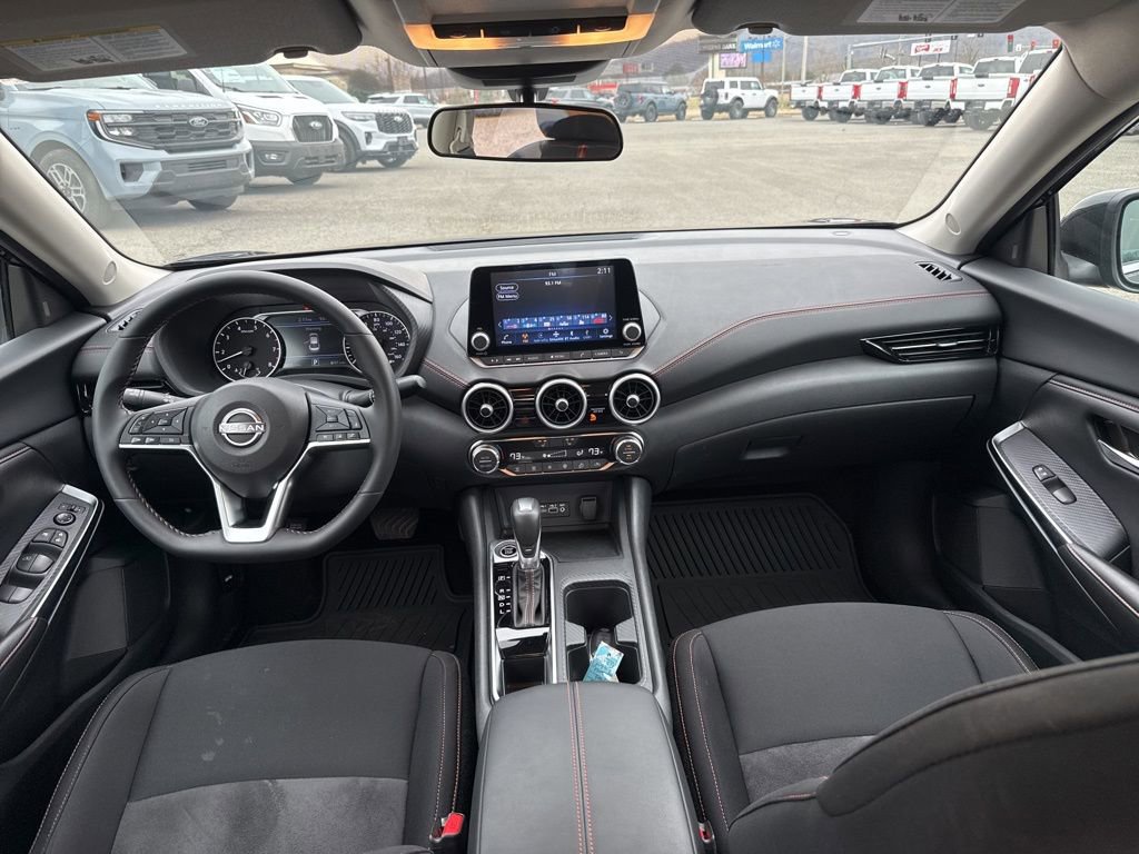 Used 2025 Nissan Sentra SR image 22