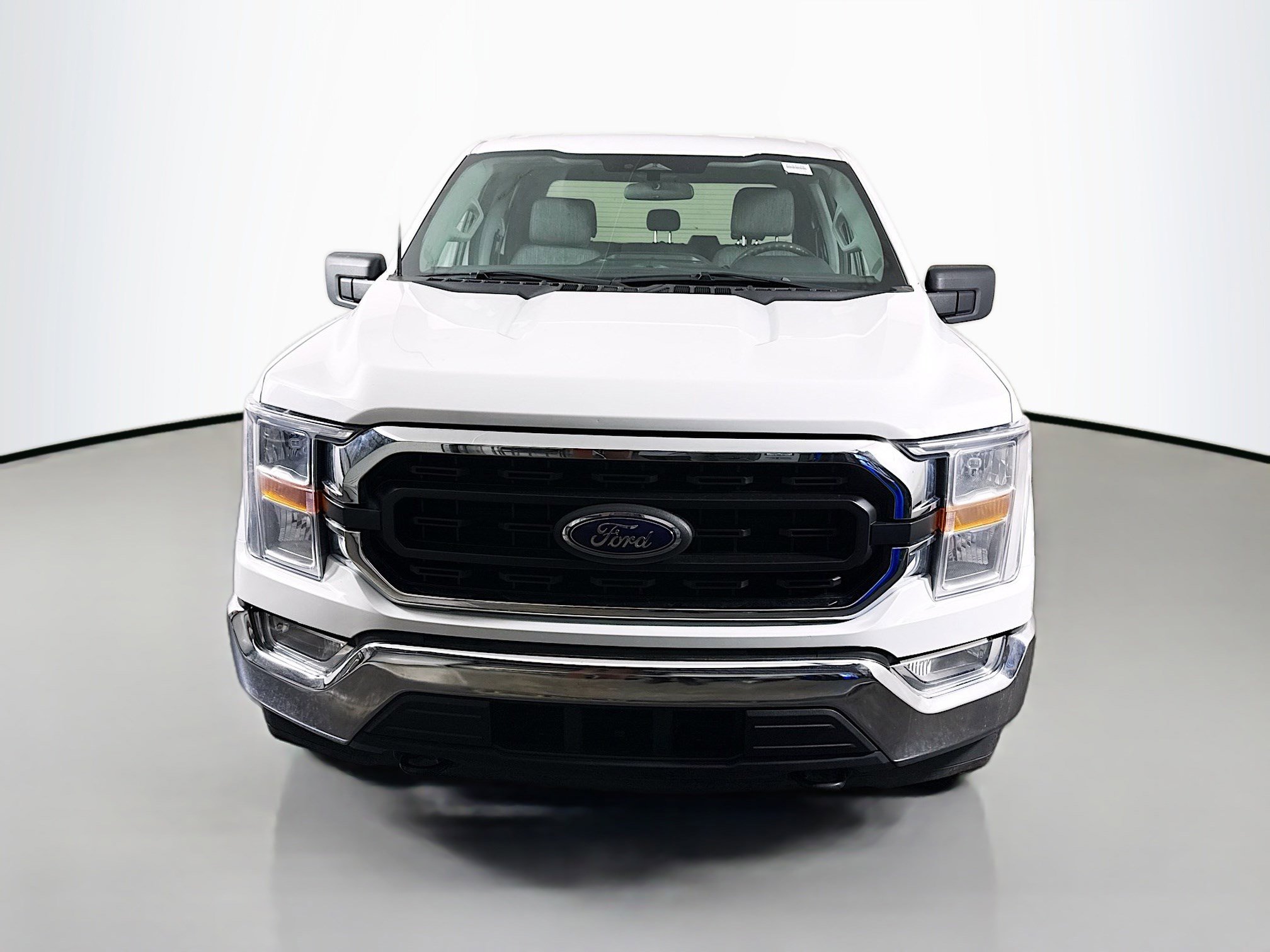 Used 2022 Ford F150 XLT image 2