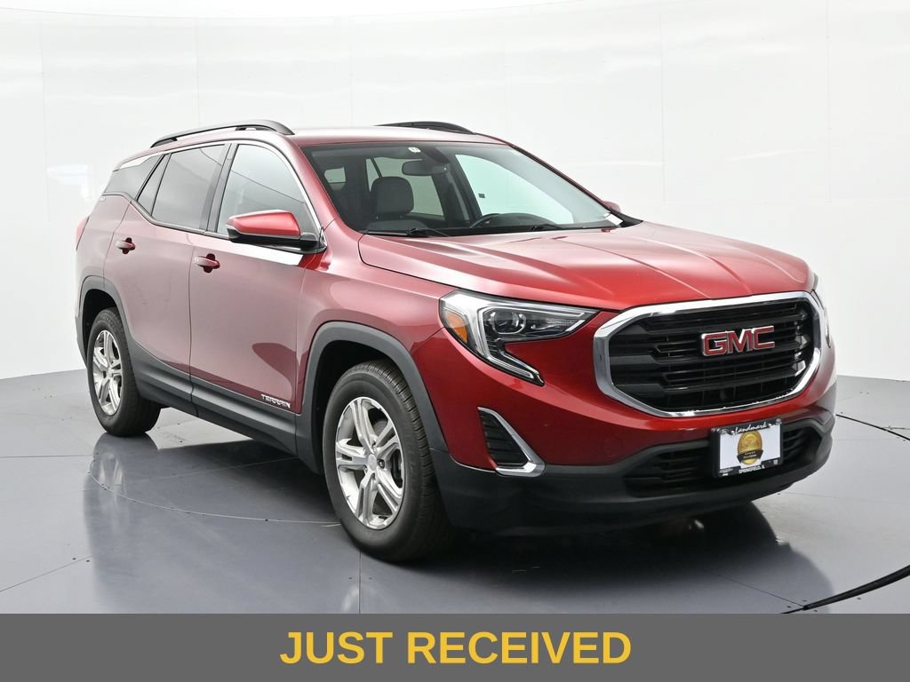 Used 2018 GMC Terrain SLE w/ Driver Convenience Package FWD image 4