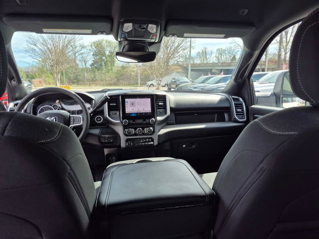 Used 2025 RAM 2500 Big Horn AWD/4WD image 15