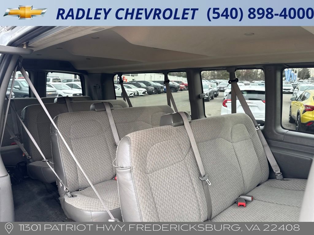 Certified 2024 Chevrolet Express 3500 LT w/ LT Preferred Equipment Group image 17