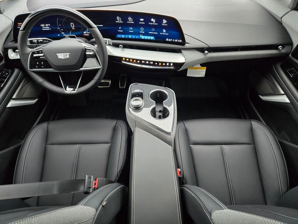 New 2026 Cadillac Optiq Luxury 1 w/ LPO, Floor Liner Package image 13