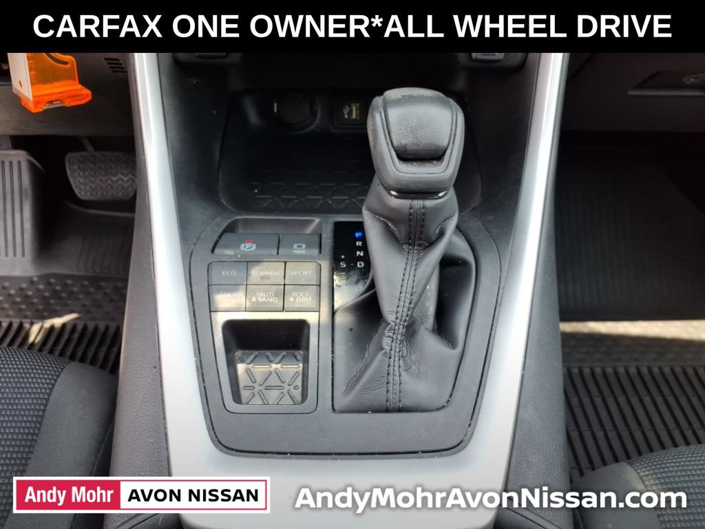 Used 2024 Toyota RAV4 LE AWD/4WD image 32