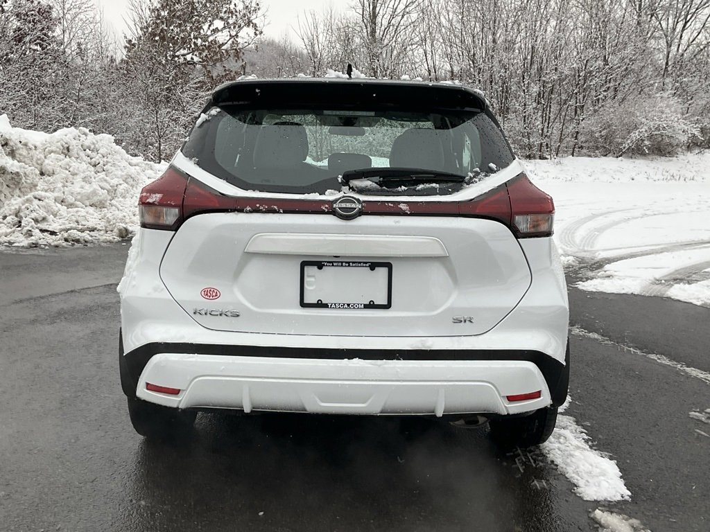 Used 2023 Nissan Kicks SR w/ SR Premium Package image 28