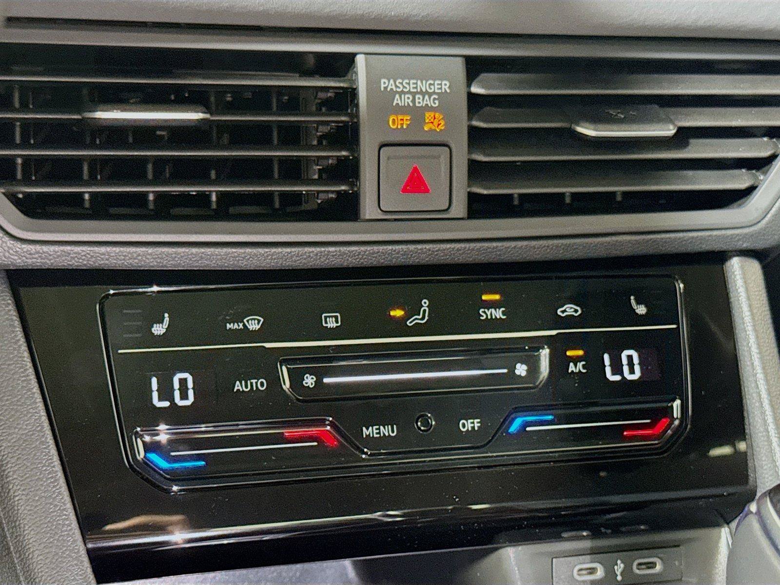 New 2026 Volkswagen Jetta SE FWD image 9