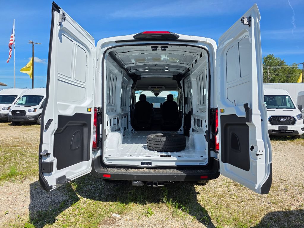 New 2026 Ford Transit 250 148 Medium Roof RWD image 19
