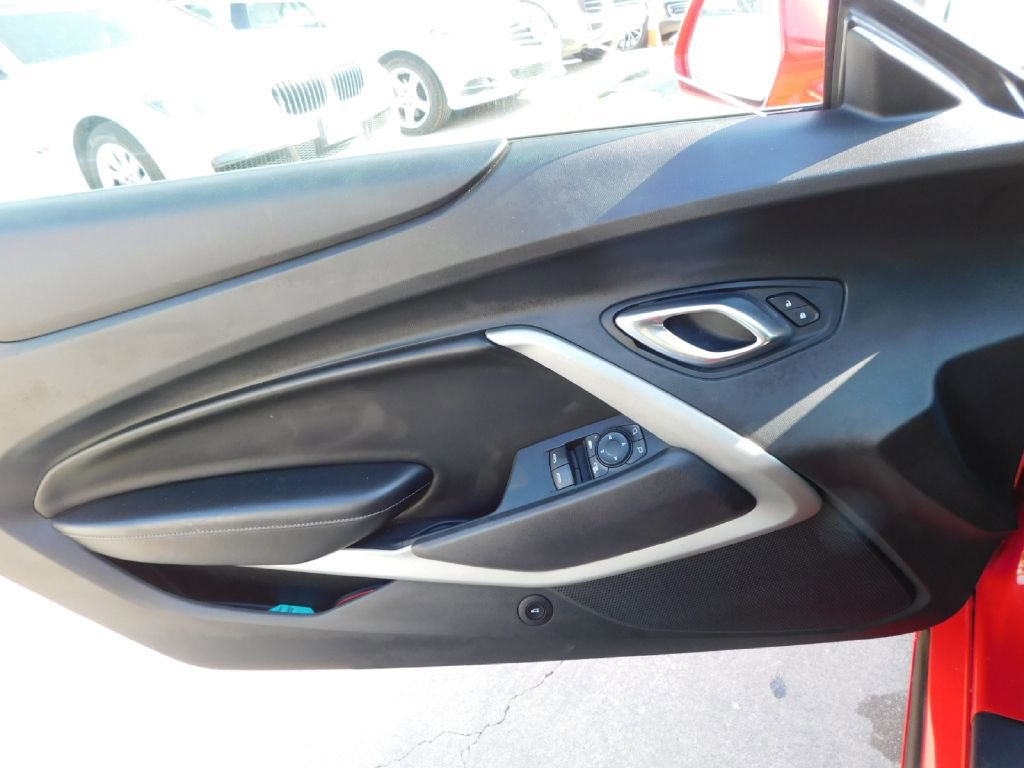 Used 2018 Chevrolet Camaro LT image 21