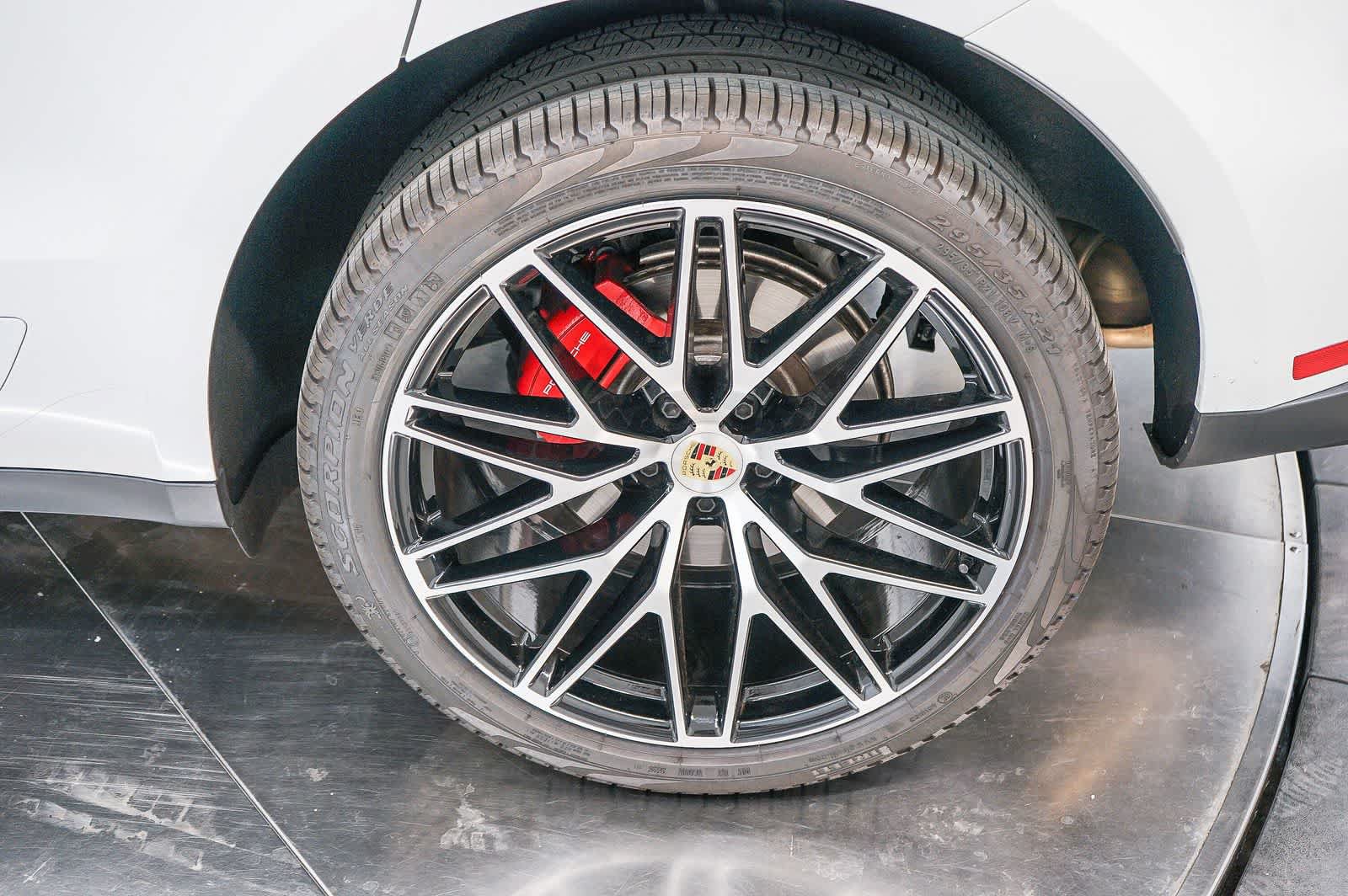 Certified 2026 Porsche Macan S AWD/4WD image 12