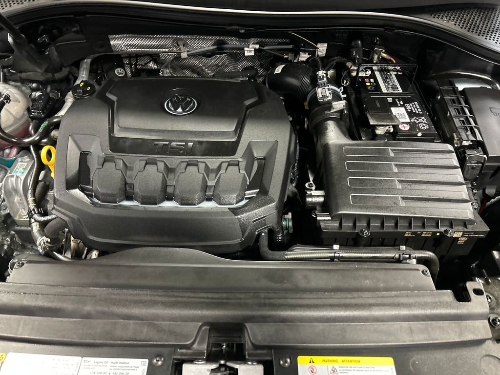Used 2022 Volkswagen Tiguan SE R-Line image 25