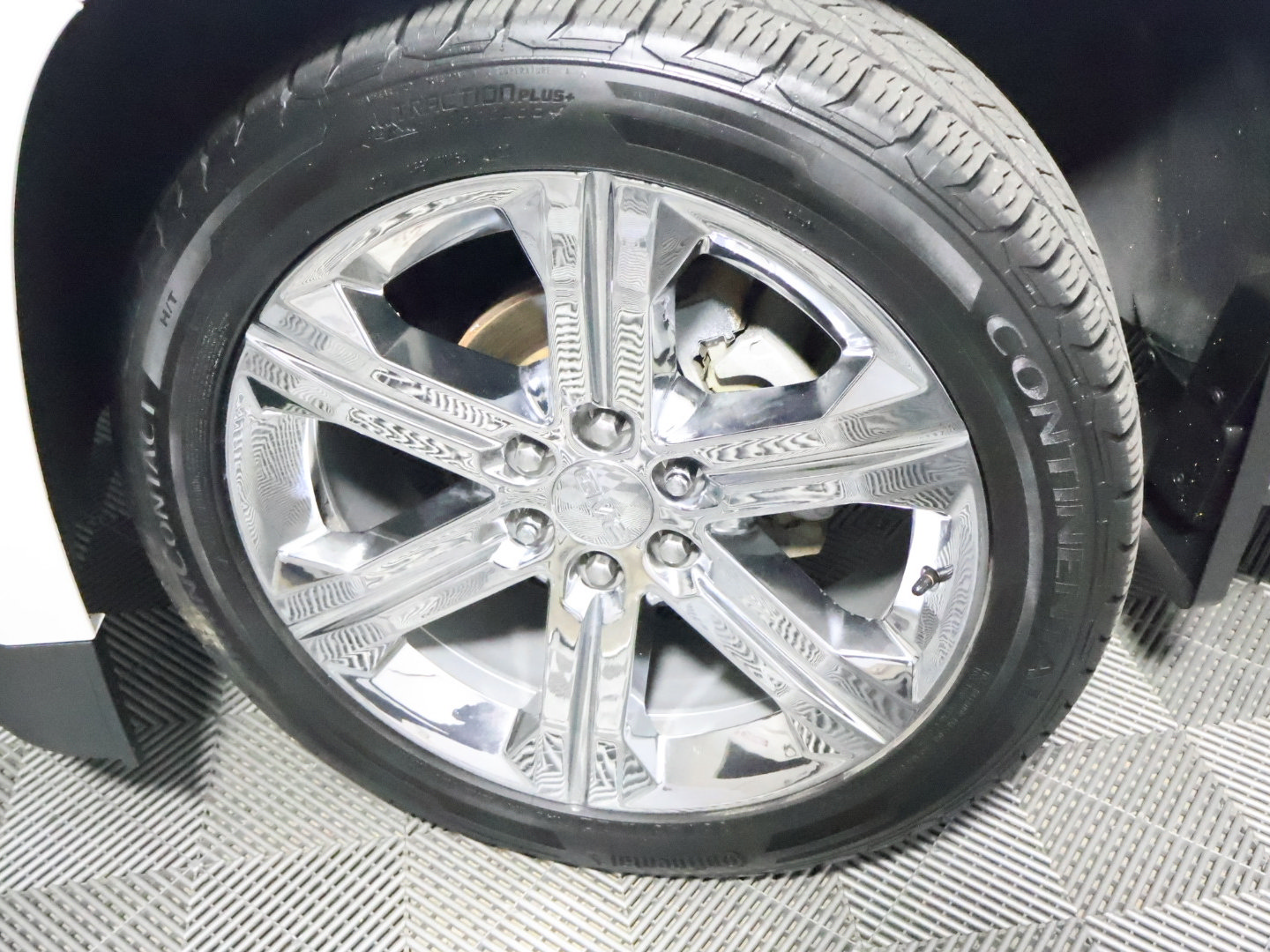 Used 2019 GMC Yukon Denali AWD/4WD image 20