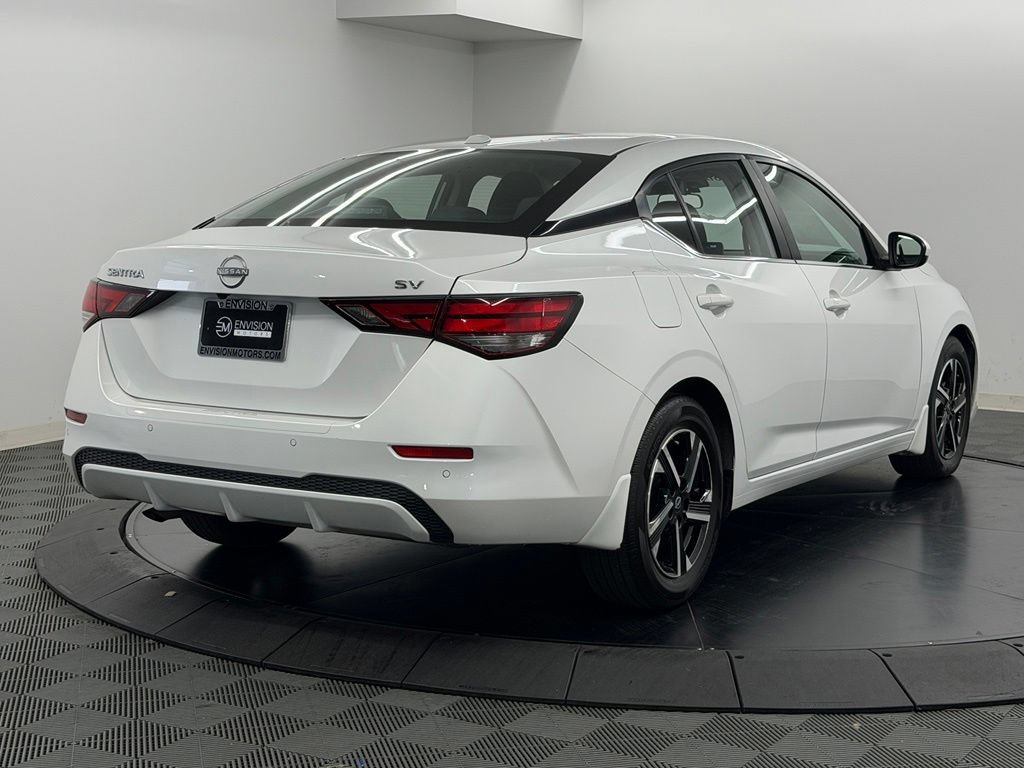 Used 2024 Nissan Sentra SV FWD image 10