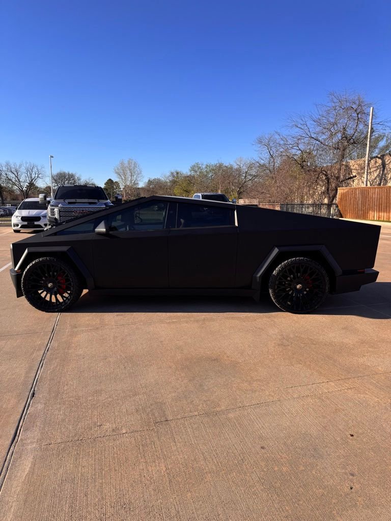 Used 2024 Tesla Cybertruck Cyberbeast image 4