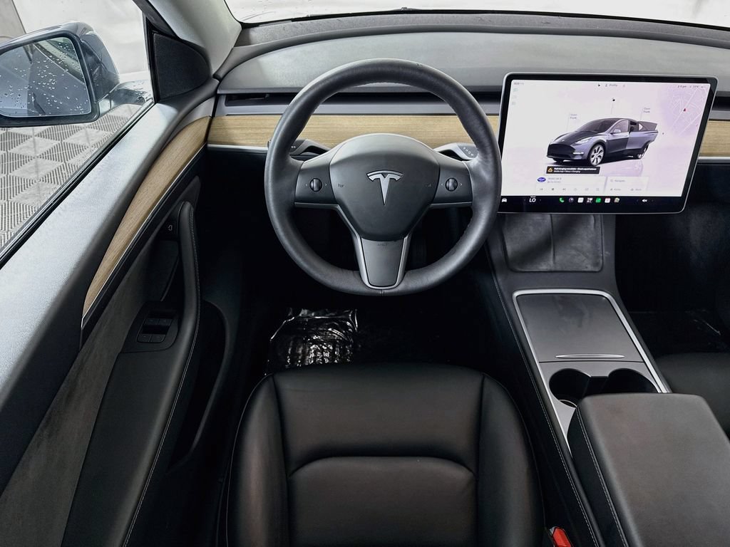 Used 2023 Tesla Model Y Long Range AWD/4WD image 3