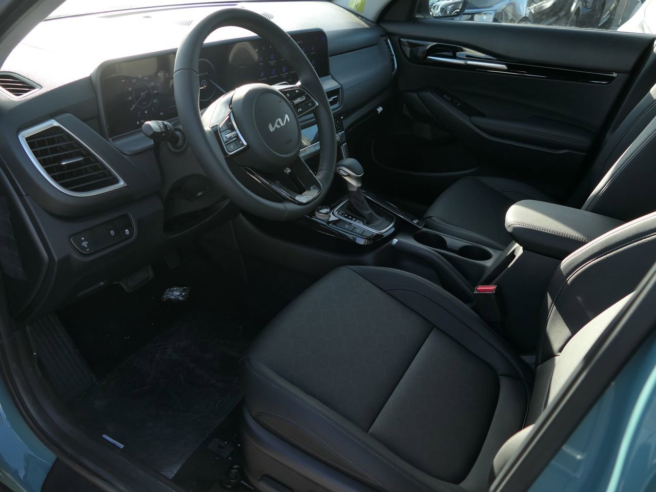 New 2026 Kia Seltos EX image 9