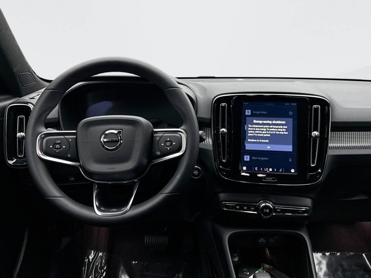 Used 2024 Volvo XC40 B5 Plus w/ Protection Package Premier image 12