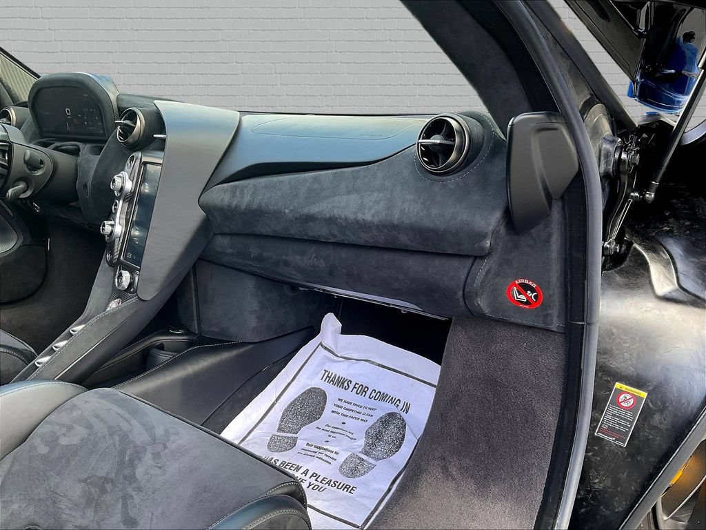 Used 2020 McLaren 720S Performance RWD image 16
