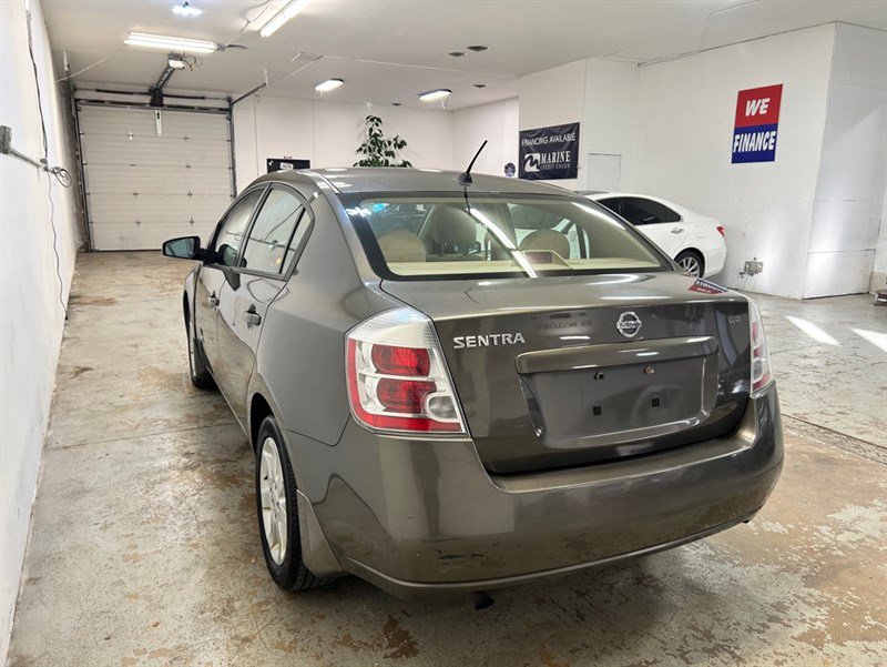 Used 2009 Nissan Sentra 2.0 S FE+ w/ Convenience Plus Pkg FWD image 5