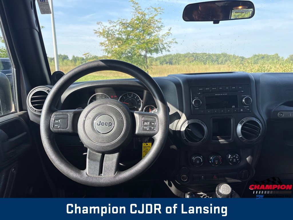 Used 2013 Jeep Wrangler Unlimited Sport AWD/4WD image 2