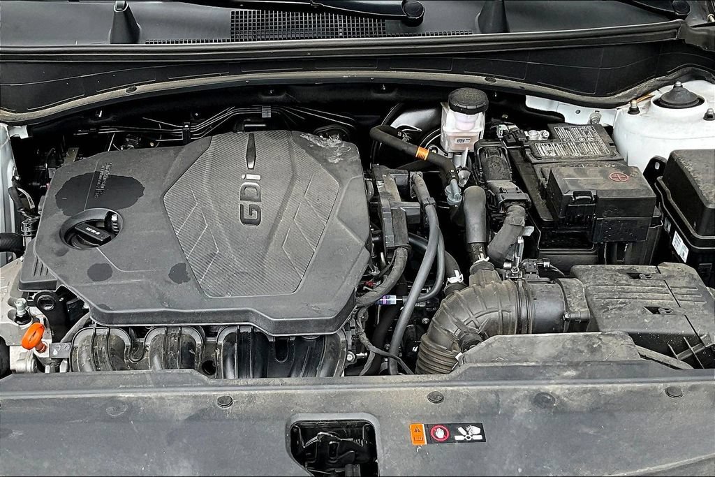 Used 2025 Kia Sportage LX FWD image 28