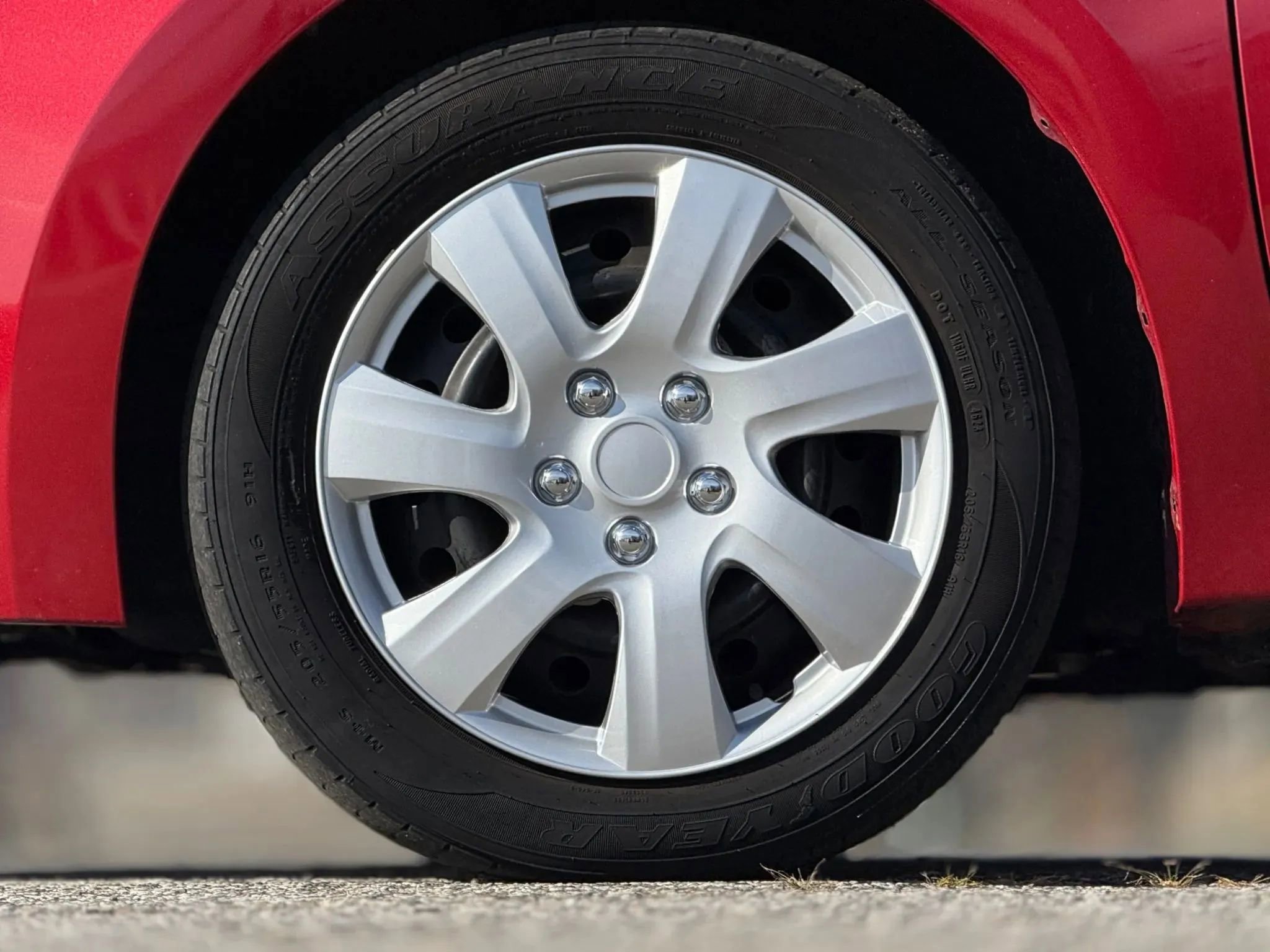 Used 2016 Toyota Corolla L image 28