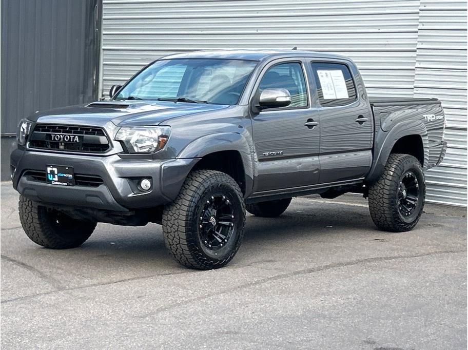 Used 2014 Toyota Tacoma 4x4 Double Cab image 6