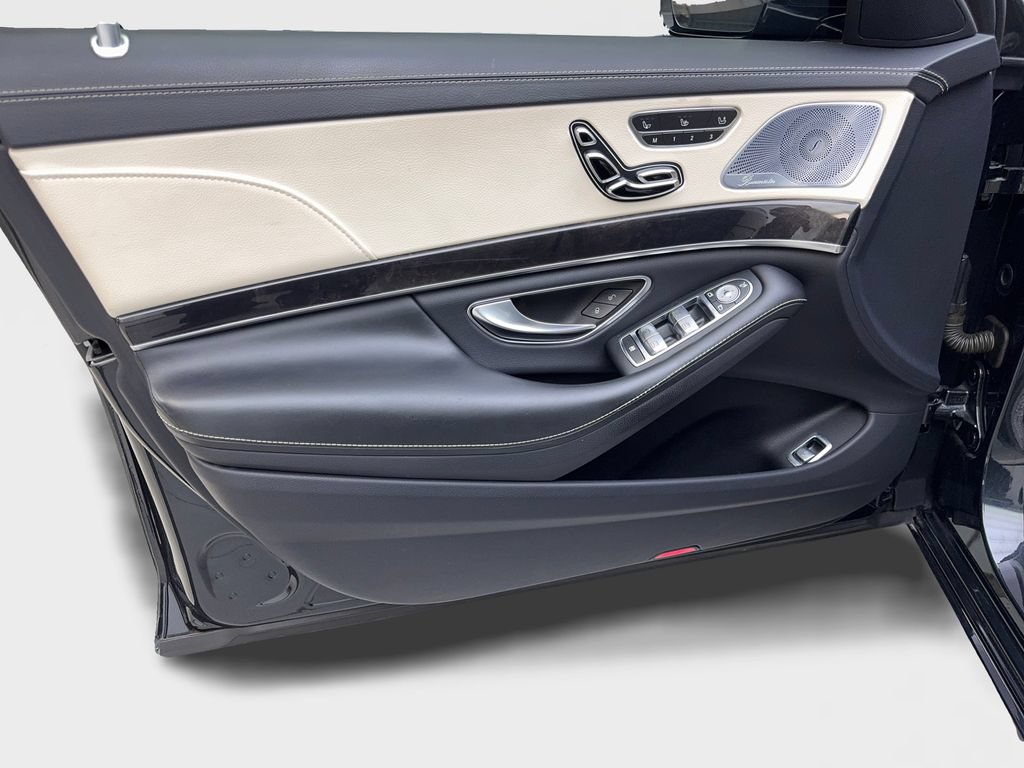 Used 2018 Mercedes-Benz S 450 Sedan image 28