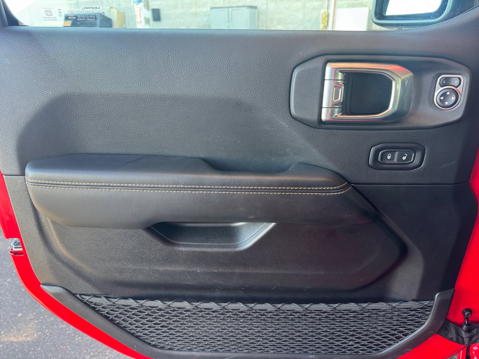 Used 2026 Jeep Wrangler Unlimited Sahara AWD/4WD image 11